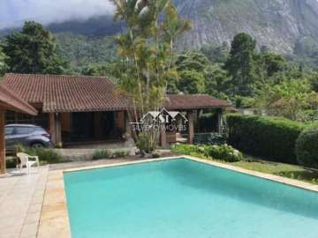 Casa à venda em Araras, Petrópolis - RJ