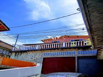 Casa à venda em Chácara Flora, Petrópolis - RJ