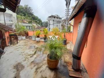 Casa para alugar em Valparaíso, Petrópolis - RJ