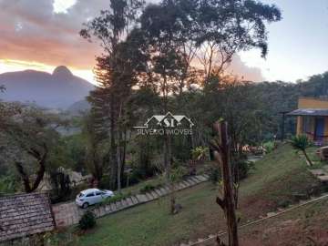 Casa à venda em Araras, Petrópolis - RJ