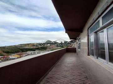 Casa à venda em Chácara Flora, Petrópolis - RJ