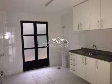 Apartamento à venda em São Sebastião, Petrópolis - RJ