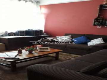 Apartamento à venda em Quarteirão Brasileiro, Petrópolis - RJ
