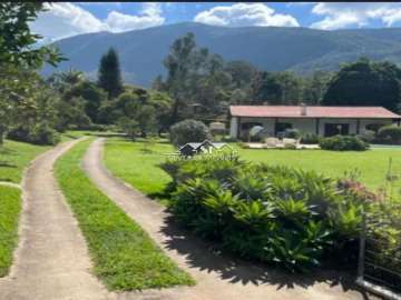 Fazenda / Sítio à venda em Araras, Petrópolis - RJ