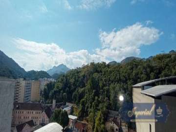 Apartamento à venda em Centro, Petrópolis - RJ
