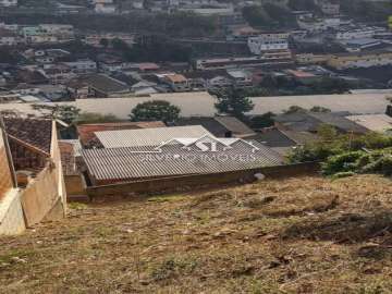 Terreno Residencial à venda em Itamarati, Petrópolis - RJ