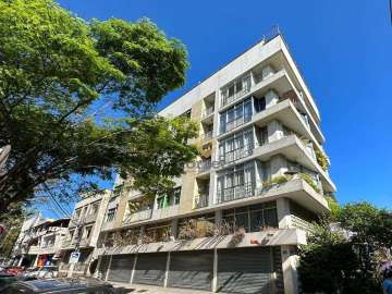 Apartamento à venda em Centro, Nova Friburgo - RJ