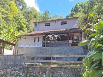 Casa à venda em Bingen, Petrópolis - RJ