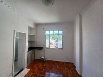 Apartamento à venda em Várzea, Teresópolis - RJ