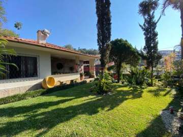 Casa à venda em São Pedro, Teresópolis - RJ