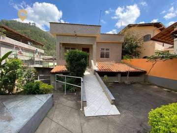 Casa à venda em Olaria, Nova Friburgo - RJ