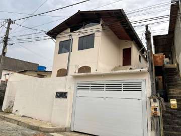 Casa à venda em Amparo, Nova Friburgo - RJ