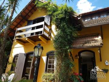 Casa à venda em Quitandinha, Petrópolis - RJ