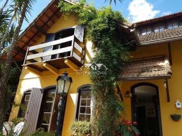 Casa à venda em Quitandinha, Petrópolis - RJ