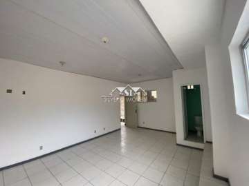 Sala para alugar em Centro, Petrópolis - RJ