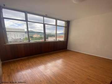 Apartamento à venda em Alto, Teresópolis - RJ