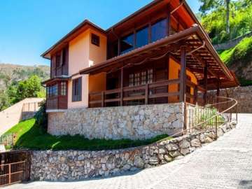 Casa à venda em Retiro, Petrópolis - RJ