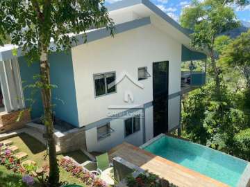 Casa à venda em Itaipava, Petrópolis - RJ