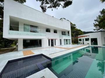 Casa à venda em Carlos Guinle, Teresópolis - RJ