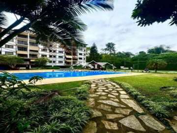 Apartamento à venda em Itaipava, Petrópolis - RJ