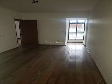 Apartamento à venda em Centro, Juiz de Fora - MG
