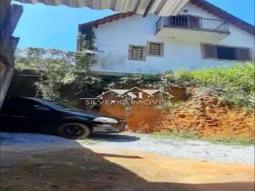 Casa à venda em Quarteirão Brasileiro, Petrópolis - RJ