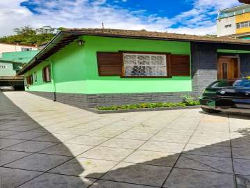 Casa à venda em Saldanha Marinho, Petrópolis - RJ