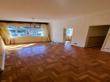 Apartamento à venda em Duchas, Petrópolis - RJ