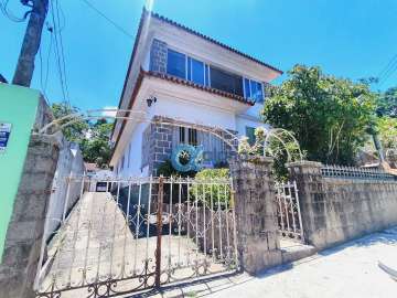 Casa para alugar em Centro, Petrópolis - RJ