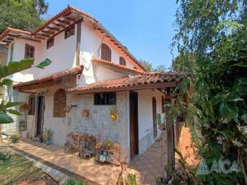 Casa à venda em Nogueira, Petrópolis - RJ