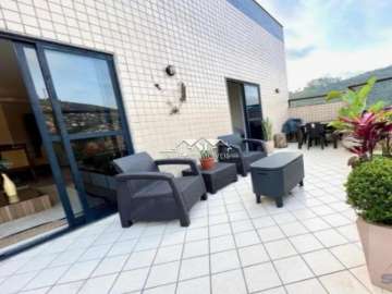 Apartamento à venda em Varzea, Teresópolis - RJ
