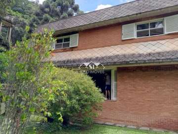 Casa à venda em Itaipava, Petrópolis - RJ