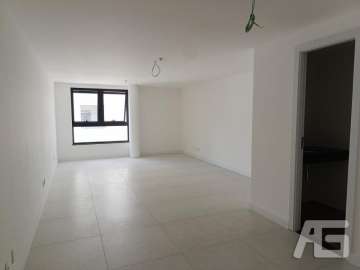 Sala para alugar em Centro, Petrópolis - RJ