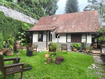 Casa à venda em Itaipava, Petrópolis - RJ