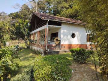 Casa à venda em Debossan, Nova Friburgo - RJ