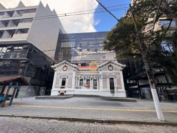 Sala para alugar em Centro, Nova Friburgo - RJ