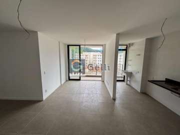 Cobertura à venda em Corrêas, Petrópolis - RJ