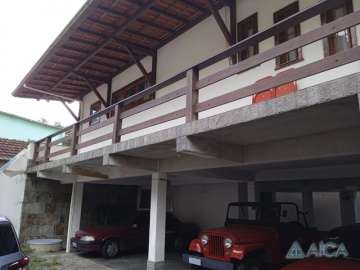 Casa à venda em Cascatinha, Petrópolis - RJ