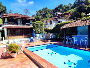 Casa à venda em Duarte Silveira, Petrópolis - RJ