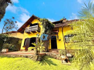 Casa à venda em Quitandinha, Petrópolis - RJ