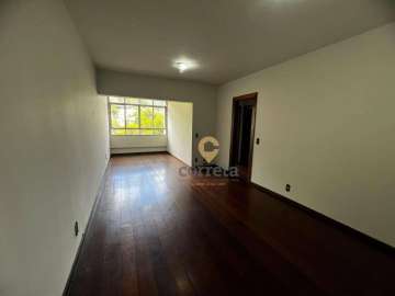 Apartamento à venda em Centro, Nova Friburgo - RJ