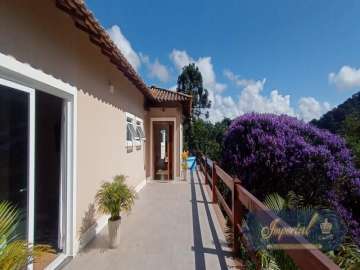 Casa à venda em Samambaia, Petrópolis - RJ