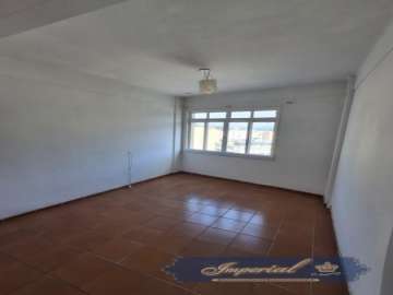 Kitnet / Conjugado para alugar em Centro, Petrópolis - RJ