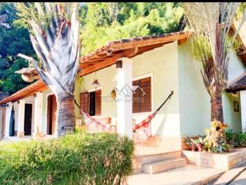 Casa à venda em Pedro do Rio, Petrópolis - RJ