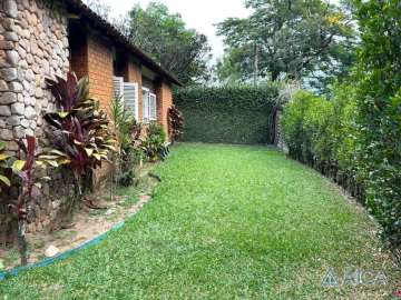Casa à venda em Quitandinha, Petrópolis - RJ