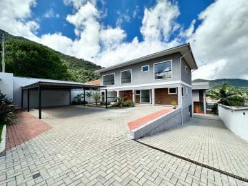 Casa à venda em Barroso, Teresópolis - RJ