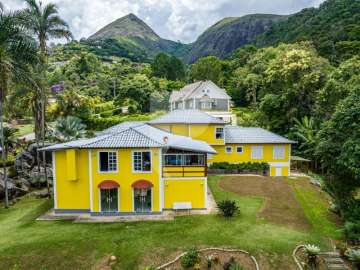 Casa à venda em Araras, Petrópolis - RJ
