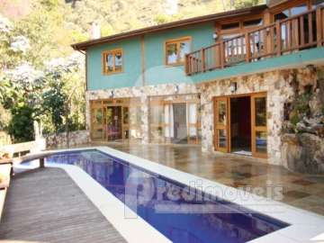 Casa à venda em Araras, Petrópolis - RJ