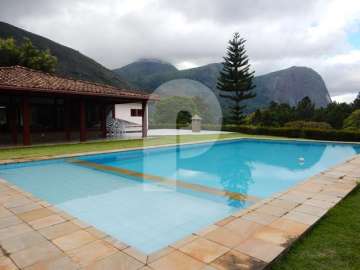 Casa à venda em Araras, Petrópolis - RJ