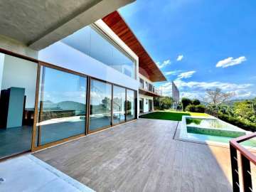 Casa à venda em Pedro do Rio, Petrópolis - RJ